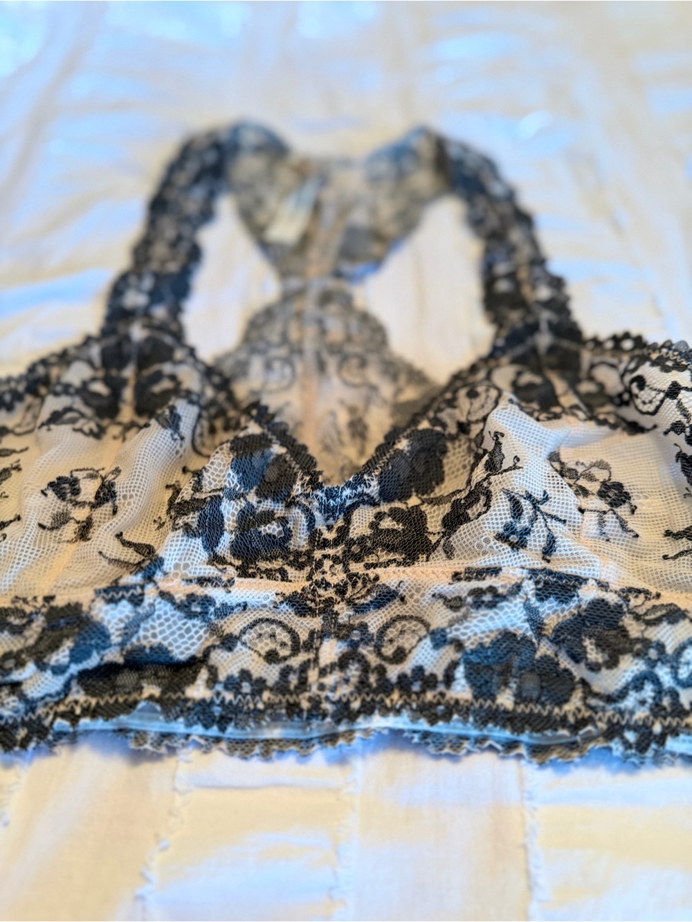Free People Intimately Ivory Sheer Lace Racerback Bralette - Size L - Picture 2 of 6